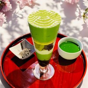 濃厚抹茶パフェお抹茶付き