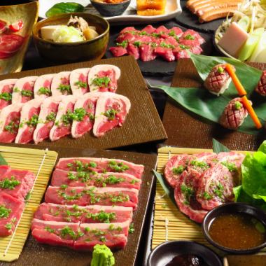 【招待套餐】包括生羊肉餃子和烤生羊肉沙朗火鍋在內的12道菜僅需6,000日元