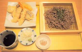 [Warm soba] Soba with heaven / [Cold soba] Bamboo steamer with heaven