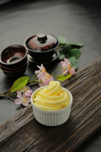 Annin Soft Ice Cream/Mango Soft Ice Cream