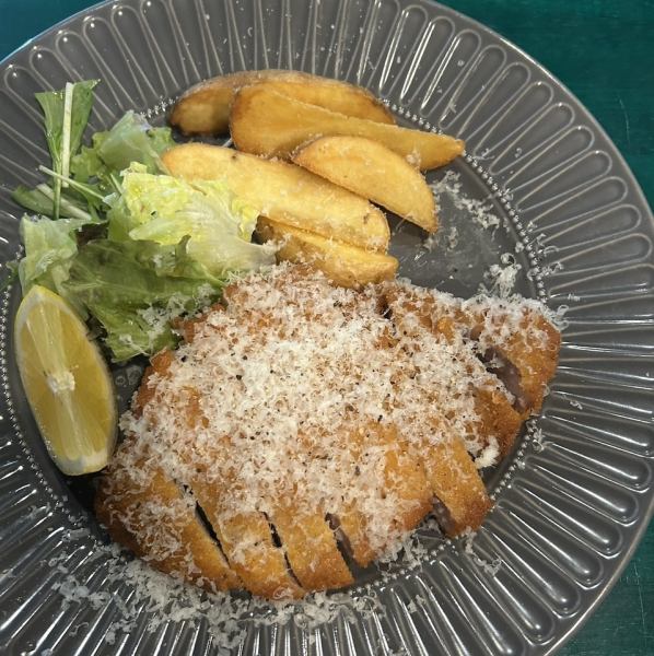 ボローニャ風カツレツ