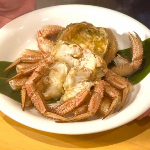 - 北海道直送の毛蟹 -