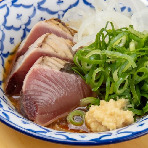烤鰹魚配蔥花