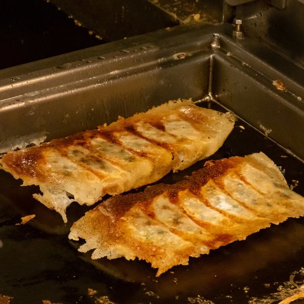 うさぎ屋名物　ニラにんにく餃子