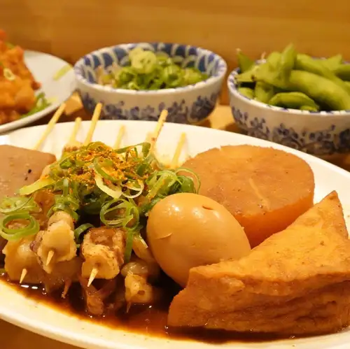 八丁味噌燉烤串,味道濃鬱鮮美。