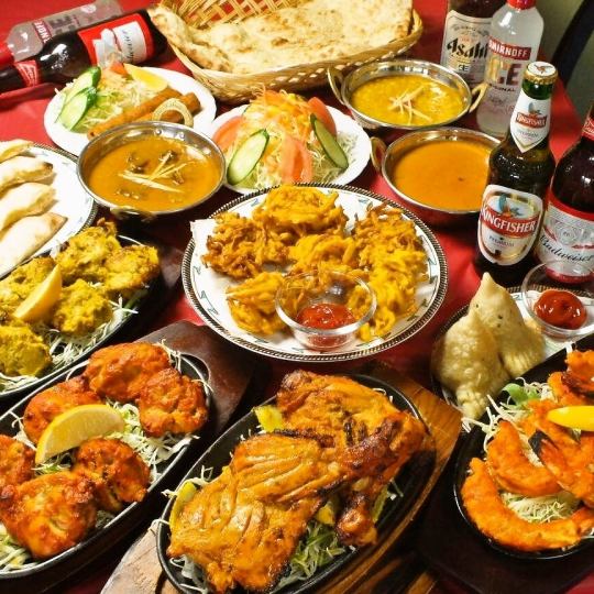 【Party set D】 15 dishes of curry 4 kinds of all you can eat & alcohol 150 minutes all you can drink 5000 yen