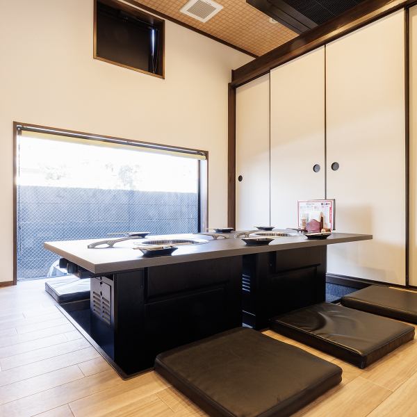 ≪様々なシーンに対応する個室空間◎≫4名個室×4室、12名個室×1室 ◆当店の個室は、プライベート感を大切にした落ち着いた空間です。お子様連れのご家族や、友人との集まり、記念日のお祝いなど、特別なひとときを過ごすのに最適♪大切な方との時間を、ぜひ当店でお楽しみください。皆様のご来店をお待ちしております★