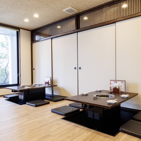 ≪多様な席で楽しいひとときを◎≫掘りごたつ席（最大28名様迄）◆広々とした掘りごたつの空間で、ゆったりとお寛ぎいただけます。大人数のご宴会や、親しい友人との集まり、特別な記念日など、様々なシーンに対応可能です♪和やかな雰囲気の中で大切な時間をお楽しみください。※大人数でのご利用の場合はお電話ください。