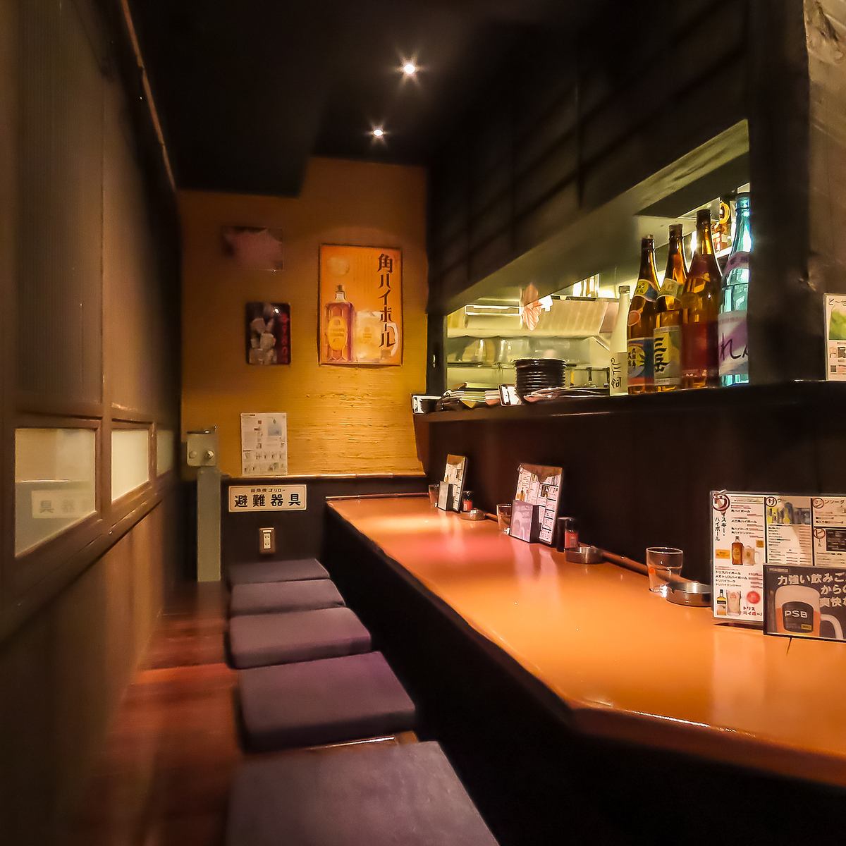 人形町駅近く、落ち着いた隠れ家風の焼鳥居酒屋