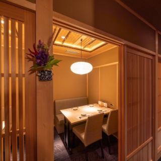 [Private room for up to 4 people] Uses a completely private room that does not bother the voice of the customer next door.It is a seat that can accommodate any situation such as banquets, dinners and entertainment.