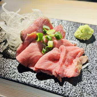 牛タン刺し