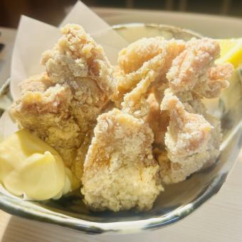 鶏のから揚げ