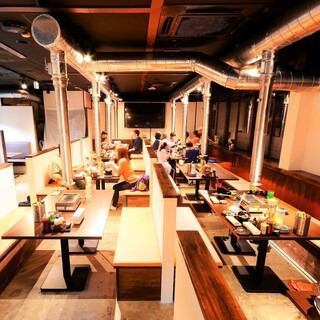 The tatami mat seats that can accommodate up to 50 people are very popular for company banquets.