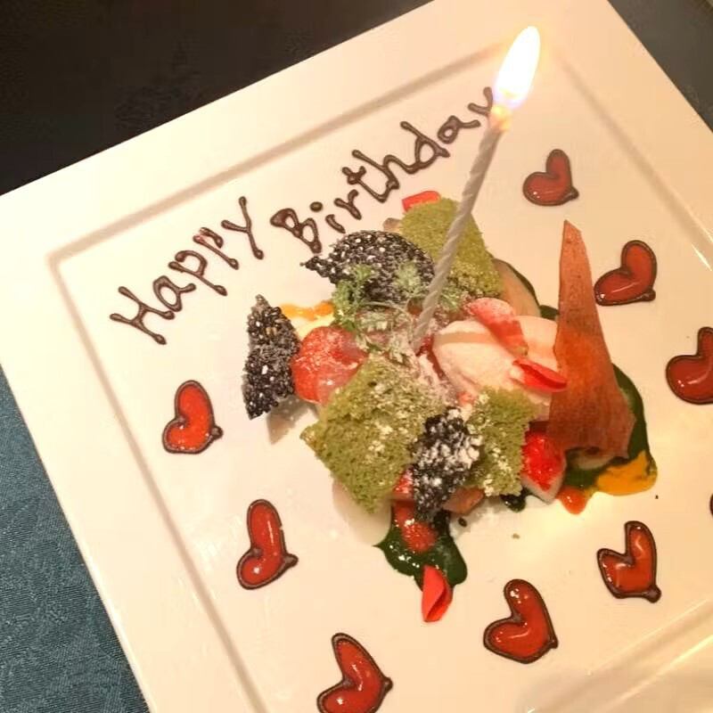 お祝いに◎デザートプレートにメッセージを添えて準備いたします