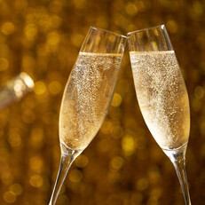 誕生日や記念日のご利用でおすすめドリンクをプレゼント致します