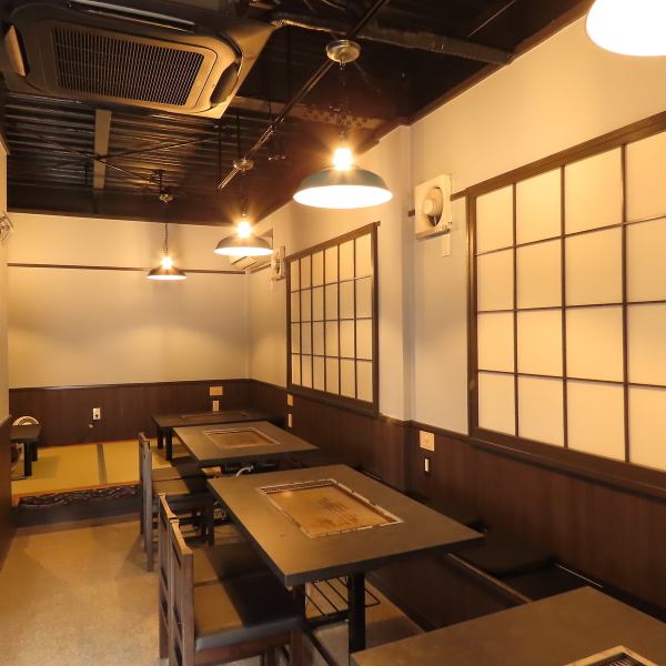 [It's so comfortable that you just want to stay for a long time...] We are conscious of creating such a space.In addition to table seats, we have tatami seats in the back where you can relax and enjoy your meal.