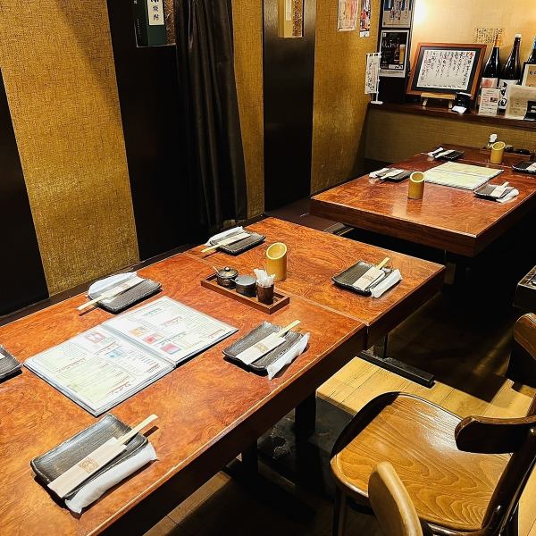 Just a 3-minute walk from Fukushima Station! A famous yakitori restaurant that has been loved for many years and is easily accessible. Not only does it serve yakitori, but it also has a wide variety of a la carte dishes and dozens of types of sake and shochu! Delicious food and alcohol will soothe your body after work.