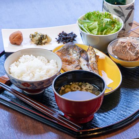 焼き魚定食