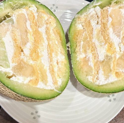 メロンケーキ　ハーフ(2～3人用)