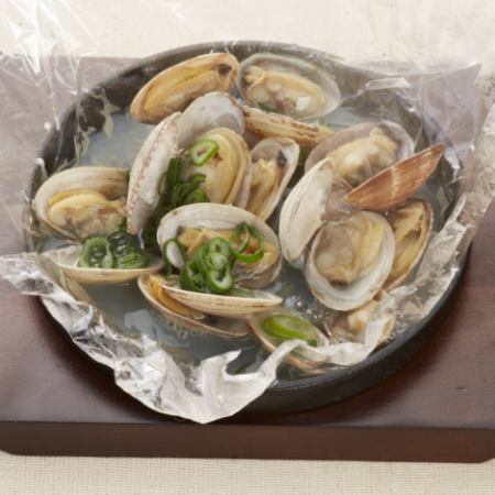 Sake Steamed Clam