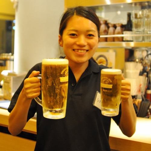 We recommend the "Men's Draft Beer", which you can enjoy in a 1-liter mega mug!