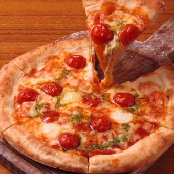 Fresh Tomato Margherita Pizza