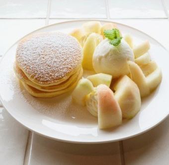 ■桃パンケーキ