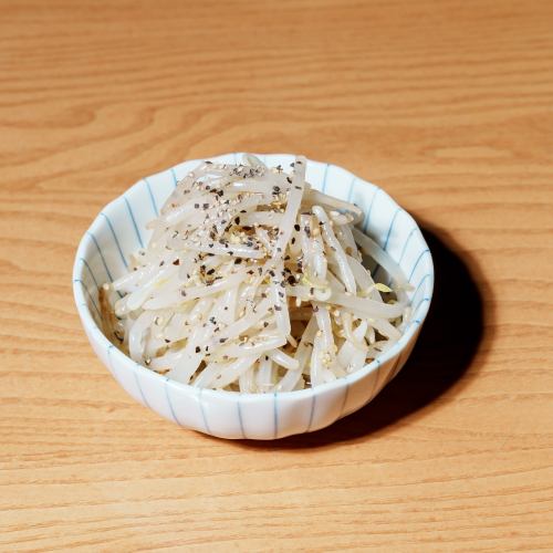 Bean sprouts namul