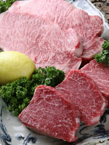 Kobe beef fillet steak (100g)