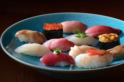 [Lunch] OK on the day! Available for 1 person or more! Omakase sushi 12 pieces ¥7000