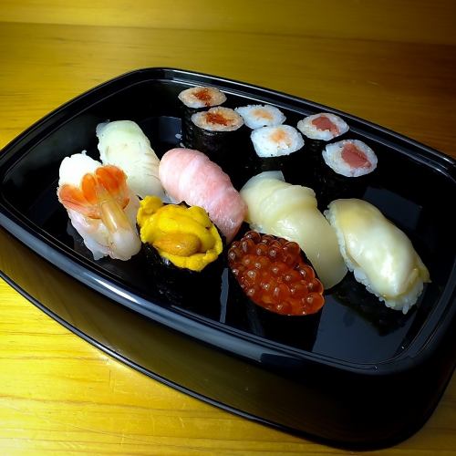 Special medium sushi