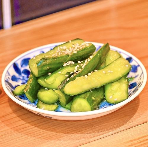 소금 달콤한 오이