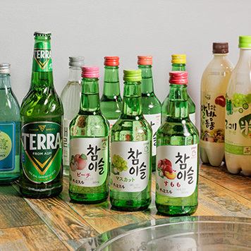 A wide selection of popular Korean alcoholic drinks, including Korean shochu and makgeolli.