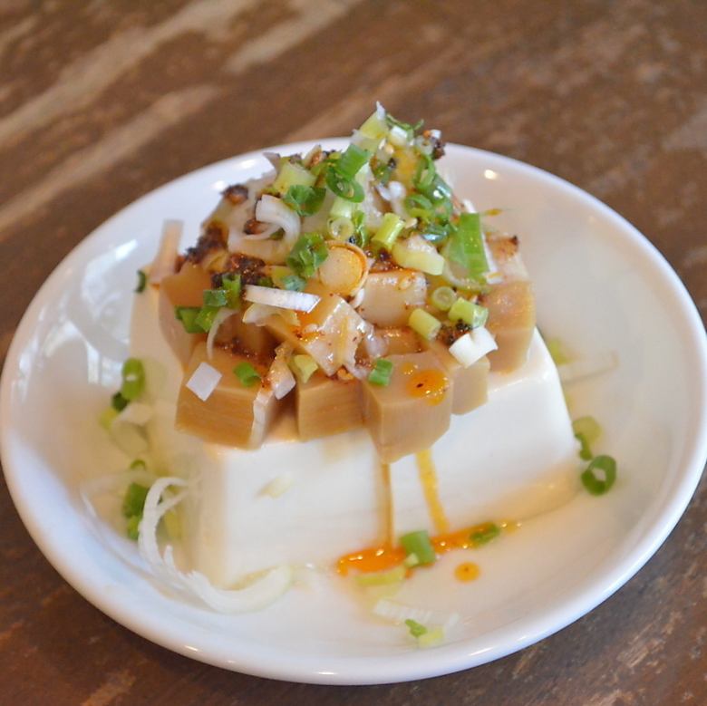 メンマのせピリ辛冷奴