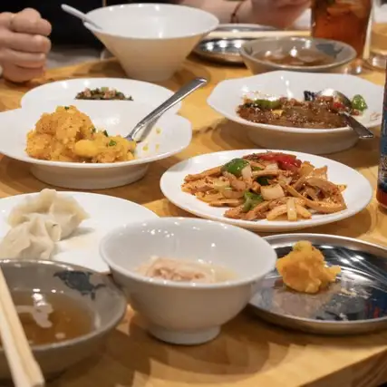 よだれ鶏で贅沢ランチ