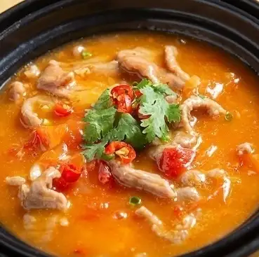 発酵トマトと牛肉のスープ