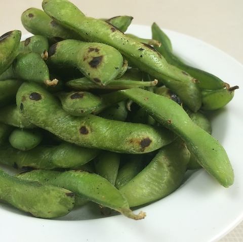 Charcoal grilled edamame