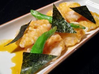 Shrimp tempura with soy sauce
