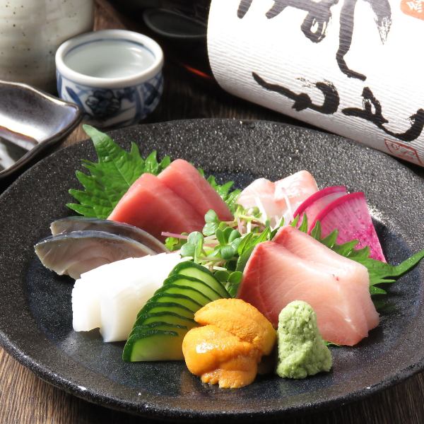 [Seasonal sashimi platter] Only seasonal fresh fish carefully selected by the head chef every day!