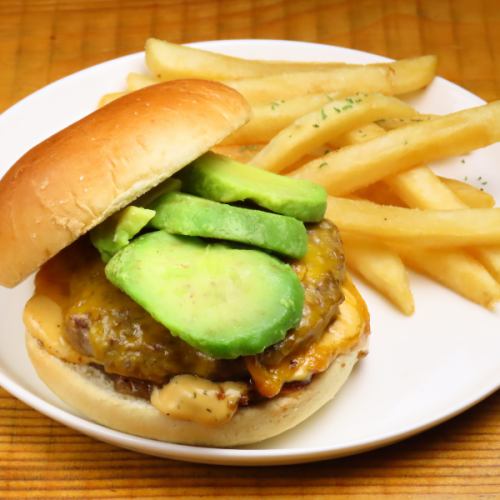 アボカドバーガー