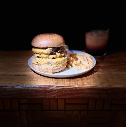 【名物】ハンバーガー