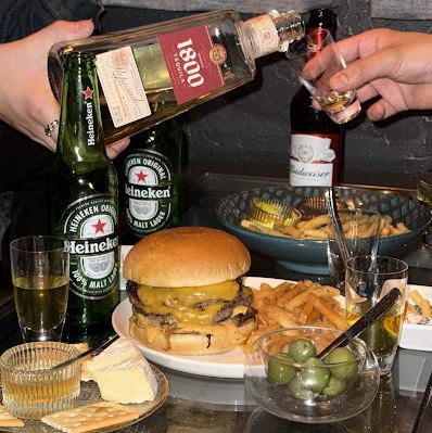 【名物】様々なハンバーガー☆定番から写真映えまで♪