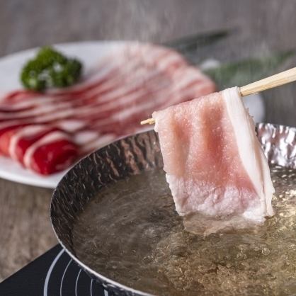 あぐー豚と島野菜のしゃぶしゃぶ食べ飲み放題コース3850円♪