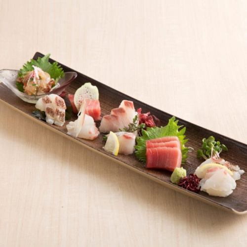 鮮や刺身三種盛り合わせ