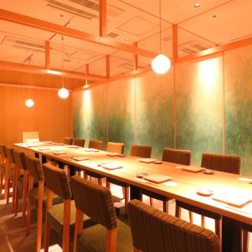 ★所有座位均为独立包间★ 在我们宽敞的用餐区尽情享用美食♪
