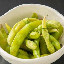 Lightly pickled edamame