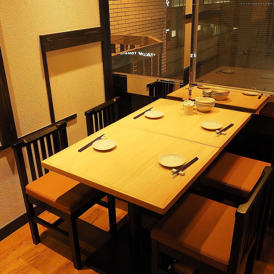 We also have box-type seats where you can enjoy your meal in a private space.
