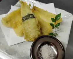 キスの三種揚げ（天ぷら・梅しそ・磯辺）