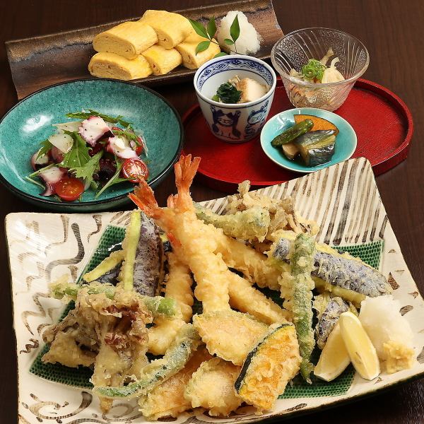 [Course with all-you-can-drink starting from 2,500 yen] We have many courses recommended for various banquets!