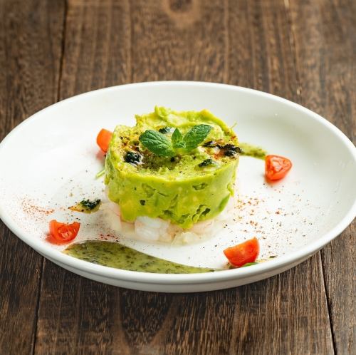 サラダドゥアボカ / Salade d'Avocat